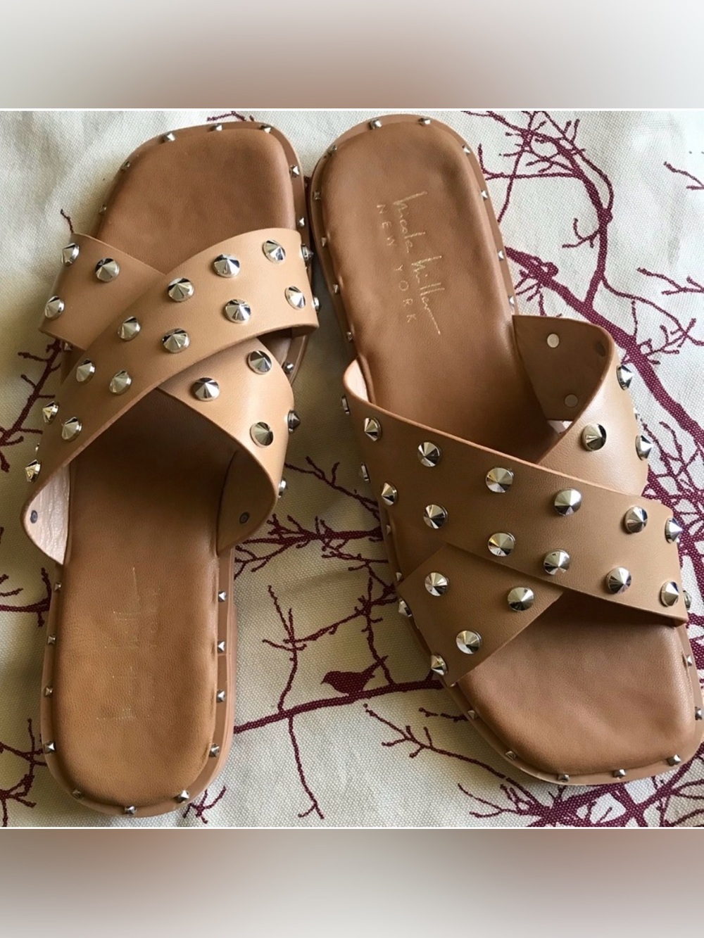 Nicole Miller Cris Cross Studded Flat Sandals Like New